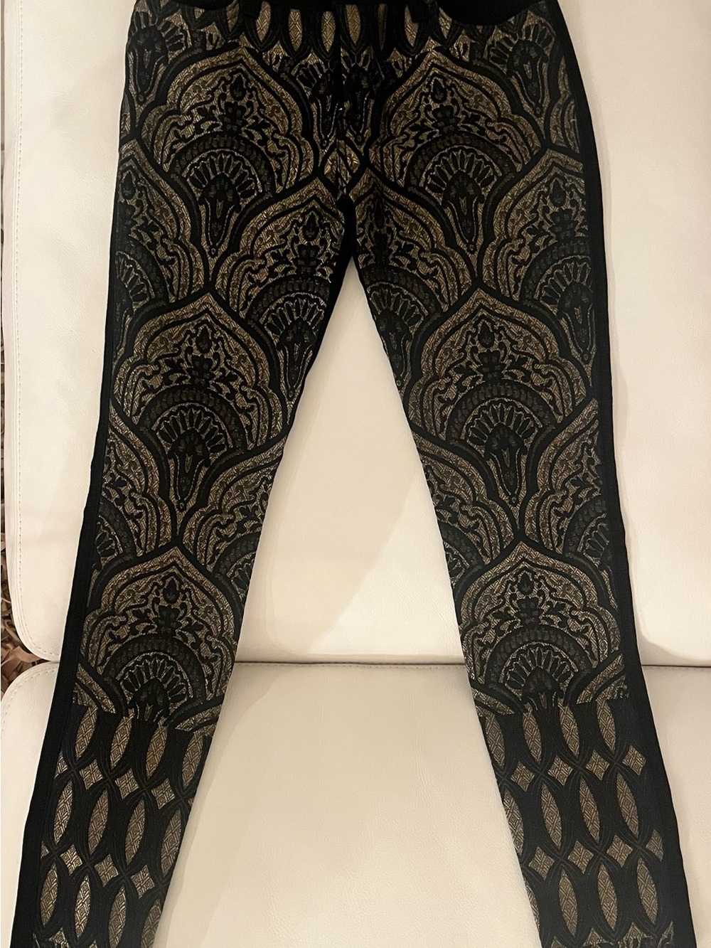 Seven For All Mankind Women's Black Lace Patterned Leggings - Picture 2 of 8